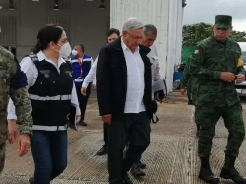 López Obrador llega a Villahermosa, Tabasco