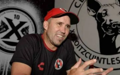 ¡OFICIAL! Xolos se queda sin director técnico