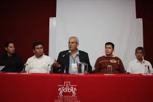 Hidroeléctricas y transparencia, mesas de trabajo en Ibero Puebla