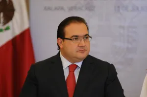 PGR ofrece 15 mdp para localizar a Javier Duarte