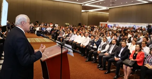 Pacheco Pulido brinda respaldo a AMLO para defender la soberanía nacional