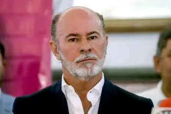 Le dan un llegue al “Capi” Ruiz Esparza en la 11 Sur y Periférico Ecológico