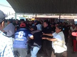 Casi linchan a conserje por intentar violar a un menor de preescolar