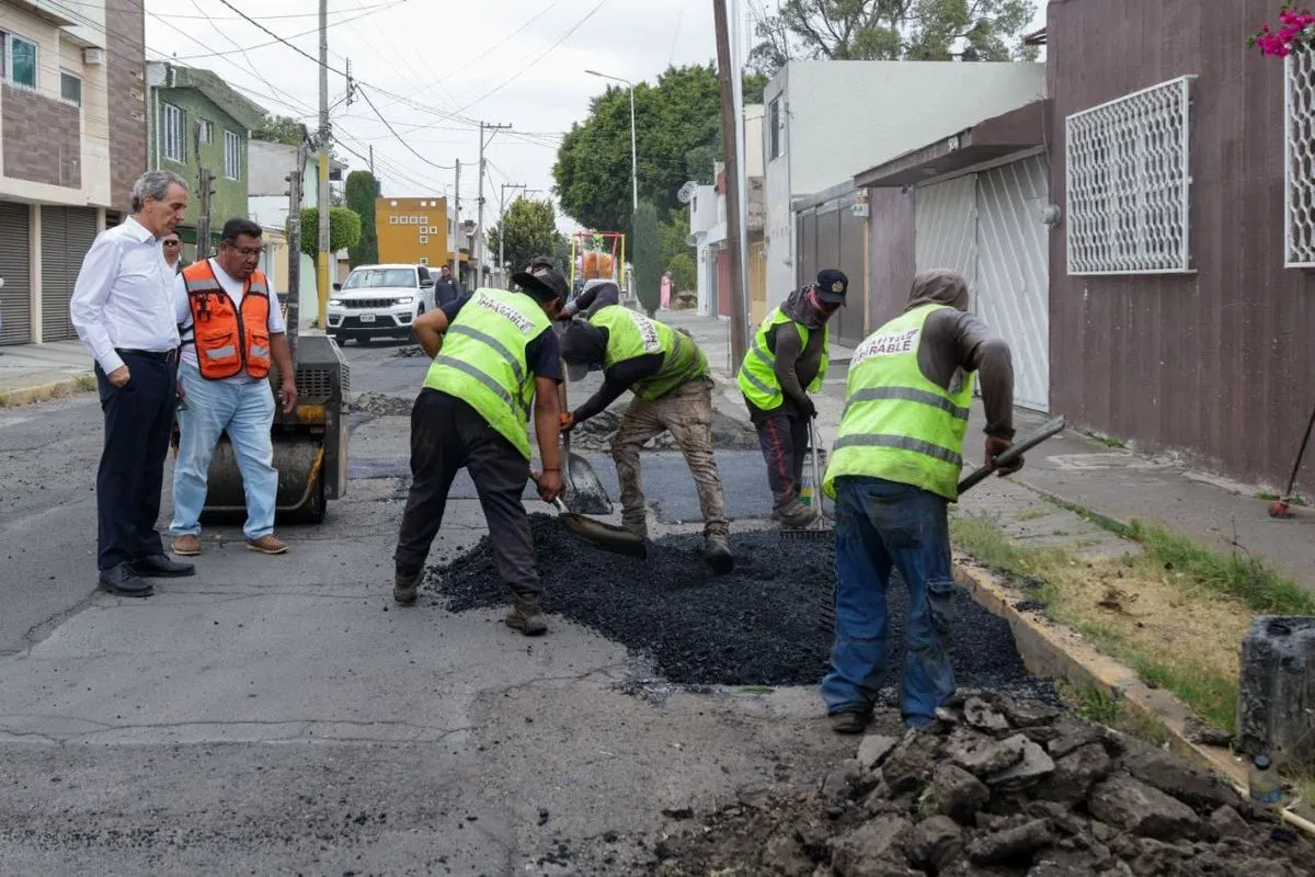 ayto-pue-bacheo-jardines-de-san-manuel
