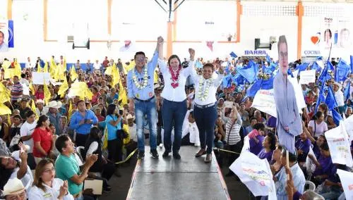 Vamos a rehabilitar carreteras y puentes para impulsar el desarrollo de la Mixteca: MEA