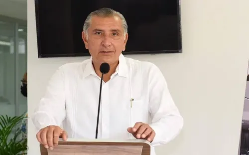 Gobernador de Tabasco llama cínico a Bartlett tras inundaciones