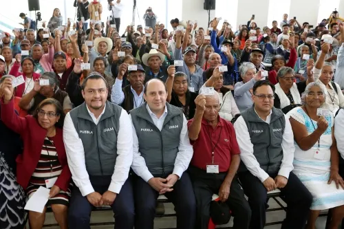 Con “Raíces de Puebla” se reunifican familias de poblanos migrantes: Fernando Manzanilla