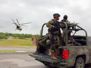 Militares capturan con armas a operador Zeta