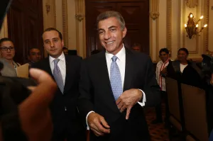 Solicita Gali licencia absoluta al Cabildo