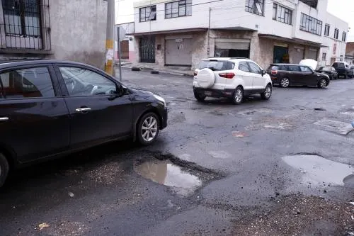 Habrá peritaje en seguro contra baches para evitar abusos de automovilistas: Aysa
