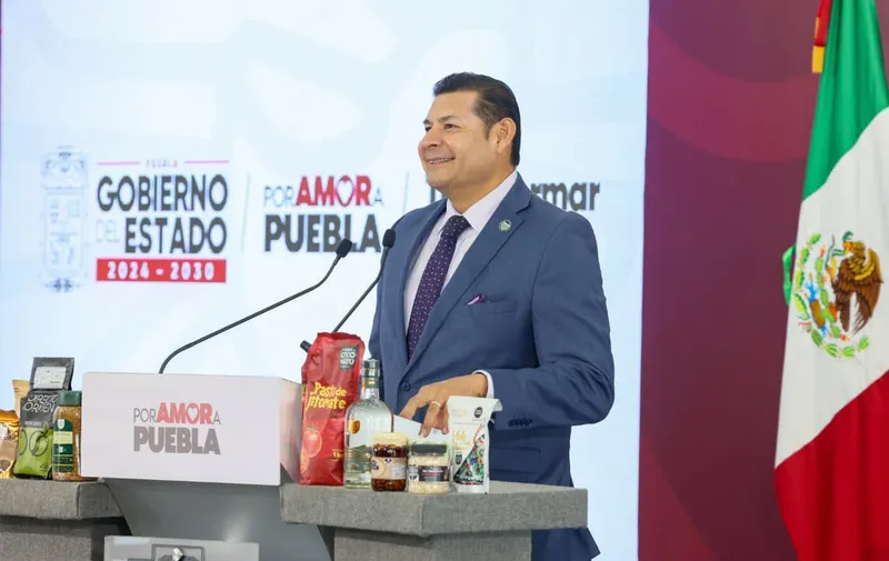Fundación Jenkins donará predio en Xonaca para el Transporte por Cable de Puebla