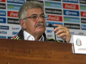 ‘Interino, no salvador’: Ricardo Ferretti