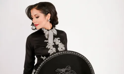 VIDEO: Lety López presenta su más reciente sencillo “No me llames”