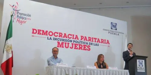 Inaugura Giles ciclo de talleres “Democracia Paritaria: la incursión política de las mujeres”