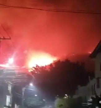 Se registra un incendio forestal en Cali, Colombia