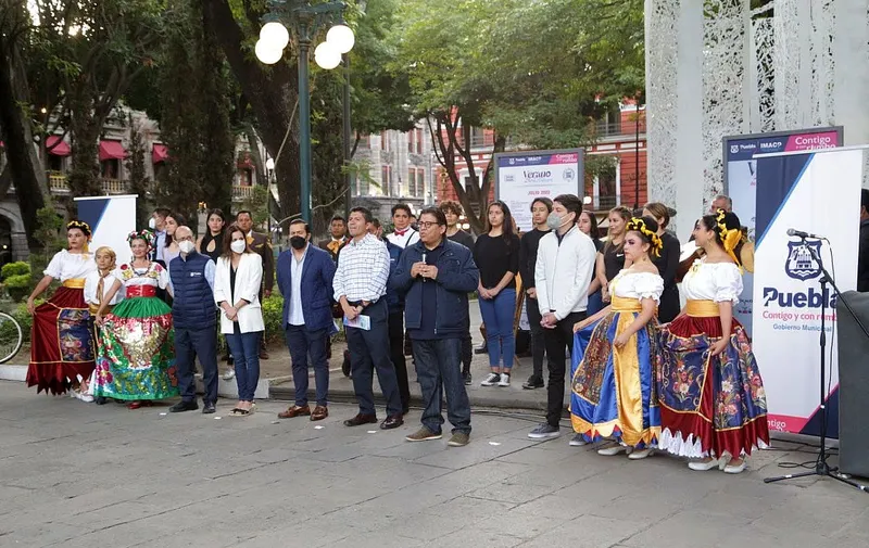 Fabián Valdivia Arte y Cultura