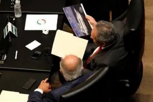 Mientras se discutía Sistema Anticorrupción, Romero Deschamps veía yates