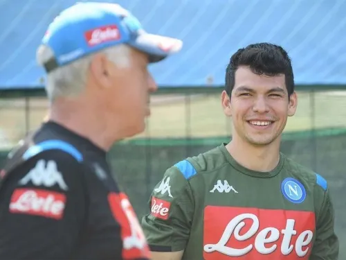 Nápoles oficializa el fichaje de Hirving Lozano