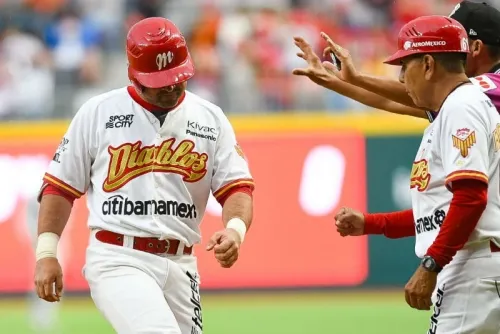 Tigres propina paliza a Diablos Rojos en el Alfredo Harp Helú