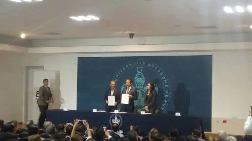 Firma la BUAP y Sedatu convenio de colaboración en beneficio de estudiantes