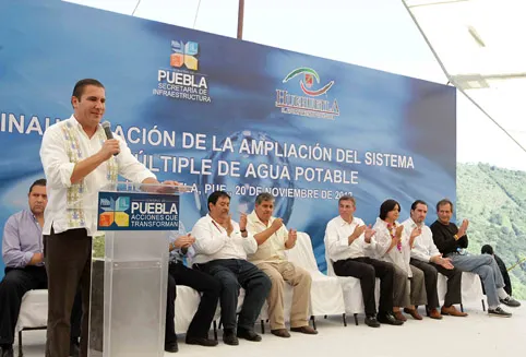 RMV pone en operación sistema múltiple de agua potable en Huehuetla
