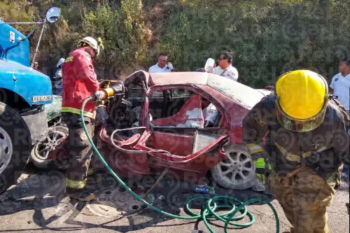 Tráiler embiste coche familiar en la carretera a Valsequillo