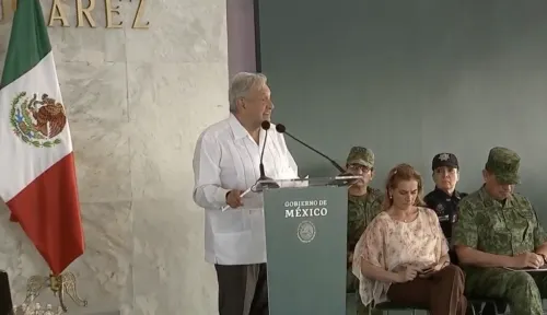 AMLO promete que habrá justicia en Minatitlán