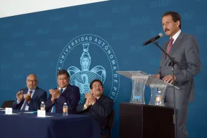 En BUAP hay convicción sobre importancia de asegurar calidad: Esparza