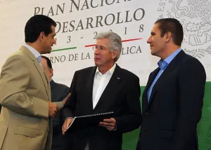 Planeación del desarrollo, responsabilidad del gobierno: RMV