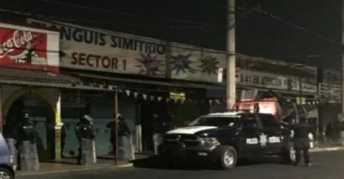 VIDEO: Catean en el mercado de La Cuchilla decomisan equipo de cómputo y piratería
