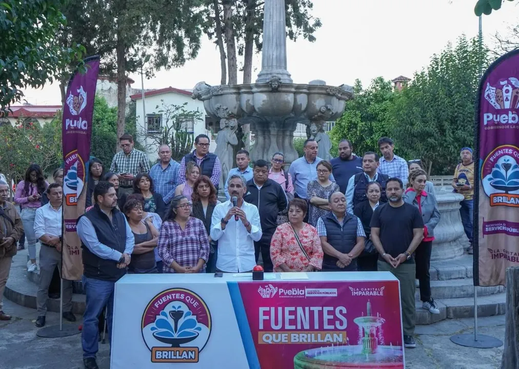 Ayto Pue Fuentes Que Brillan Parque Habana