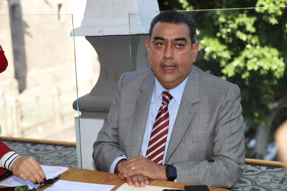 Protege Sergio Salomón a Norma Layón por tanque caído que dejó 2 muertos