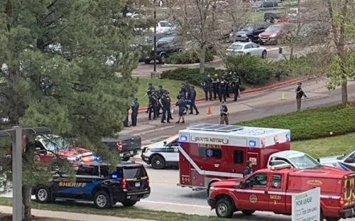 Reportan varios estudiantes heridos tras tiroteo en escuela en Colorado