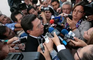 Acusado de proteger a Templarios, detienen a ex gobernador de Michoacán