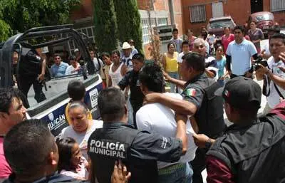 Habitantes de Coronango estuvieron a punto de linchar a ladrón de borregos