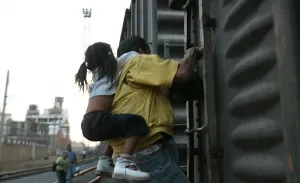 80% de los niños migrantes no van a la escuela: INEE