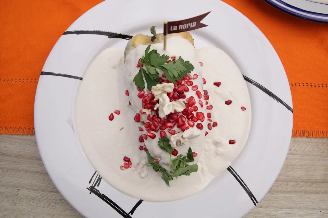 En contra Canirac de la venta de chiles en nogada ‘fake’
