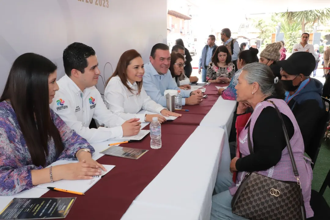 SEDIF refuerza atención a población vulnerable de Chignahuapan