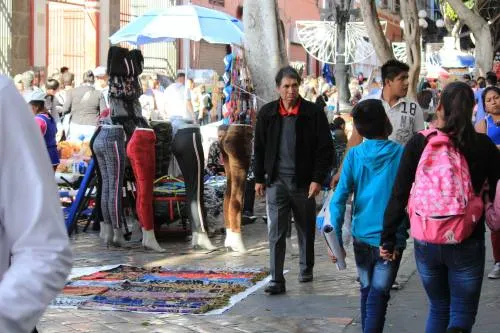 Ambulantaje en calle 5 de Mayo es resultado de la “perversidad” de Luis Banck: Segom