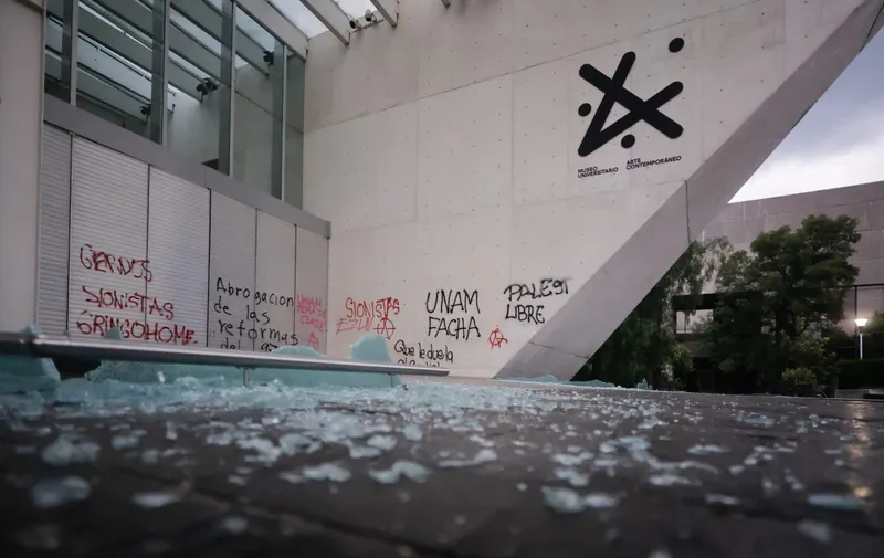 UNAM condena saqueo del MUAC tras marcha contra gentrificación en CDMX; procederá con denuncias 