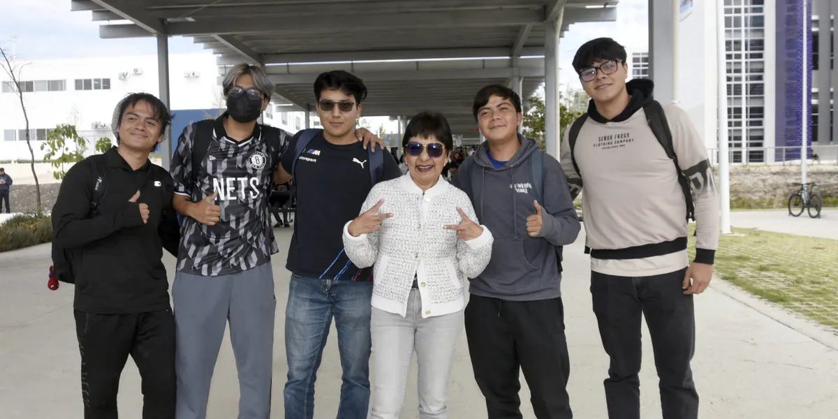 Inaugura la rectora Lilia Cedillo el torneo de robótica “Guerra de Dioses 2025”