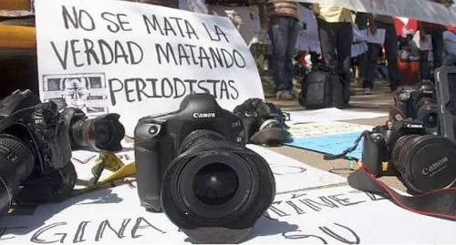 Existe falta apoyo para salvaguardar los derechos de periodistas