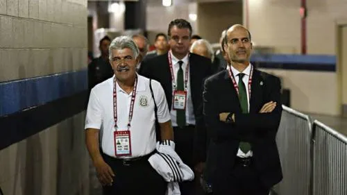 Ricardo Ferretti consolida su continuidad en la selección mexicana