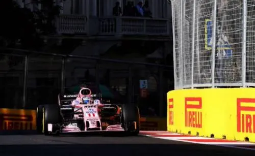 Checo Pérez choca de nuevo y se retira del GP de Azerbaiyán