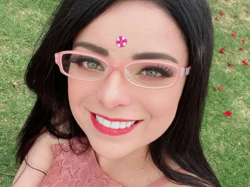 Hospitalizan de emergencia a Violeta Isfel