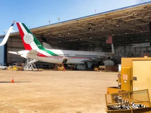 La SHCP analiza si conviene poner a la venta el avión presidencial: Reforma