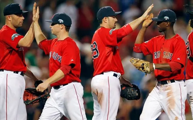 Aceves se apunta victoria con Medias Rojas ante Chicago