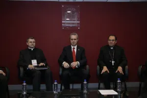 Recibirá Upaep a jóvenes repatriados de EU