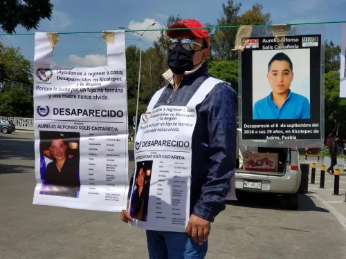 Protestan por desaparecidos frente a FGE