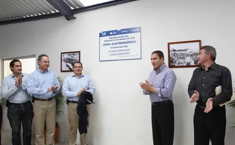 RMV supervisa y entrega obras en intensa gira por Tehuacán